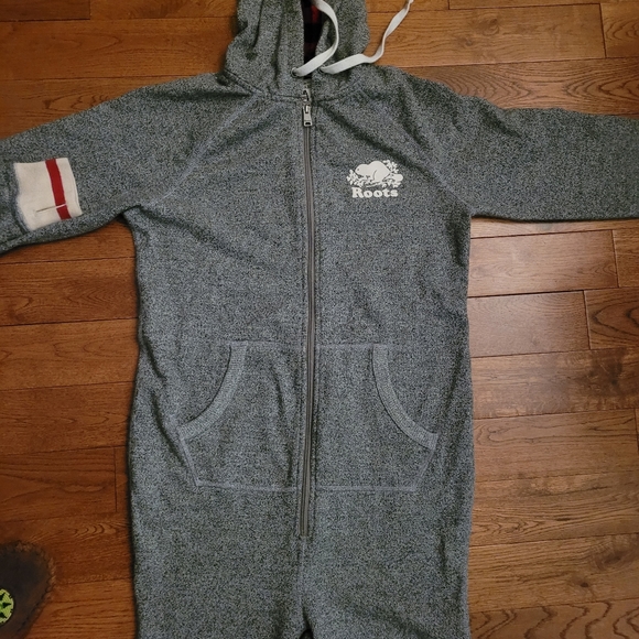 Womens M / Mens XS excellent condition. Too big for me. - Picture 3 of 4